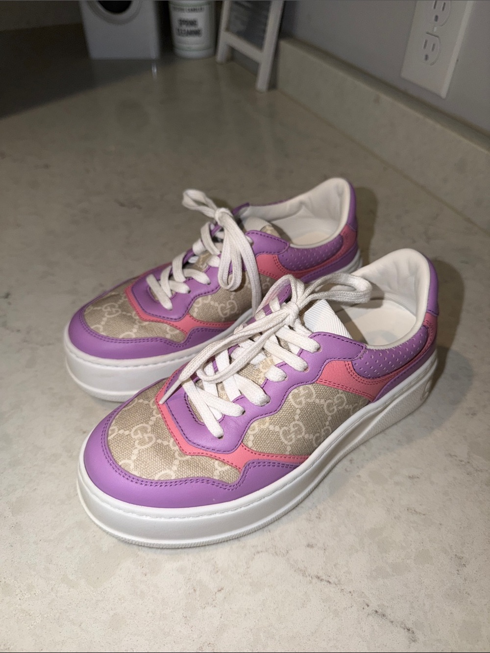 Gucci Lavender and Pink GG Canvas Low-Top Sneaker - Picture 3 of 6